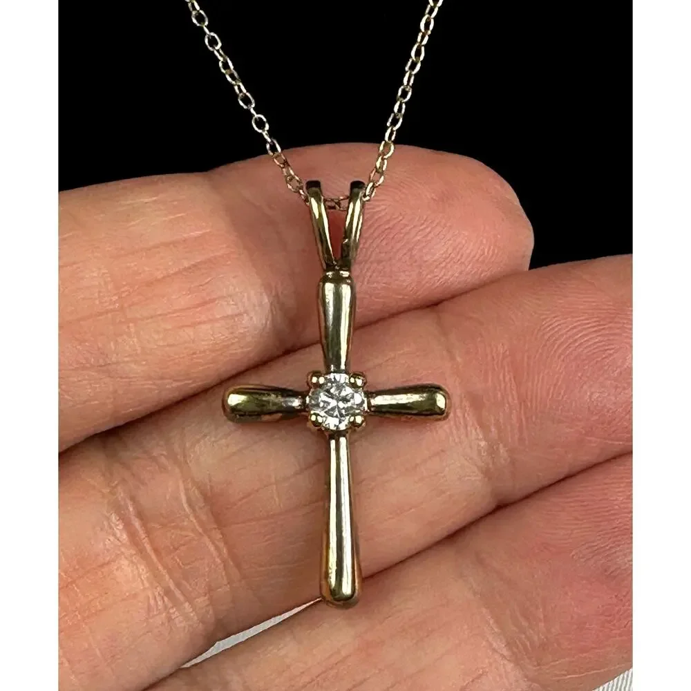 Vintage 925 Italy Sterling Silver Cross Necklace 18